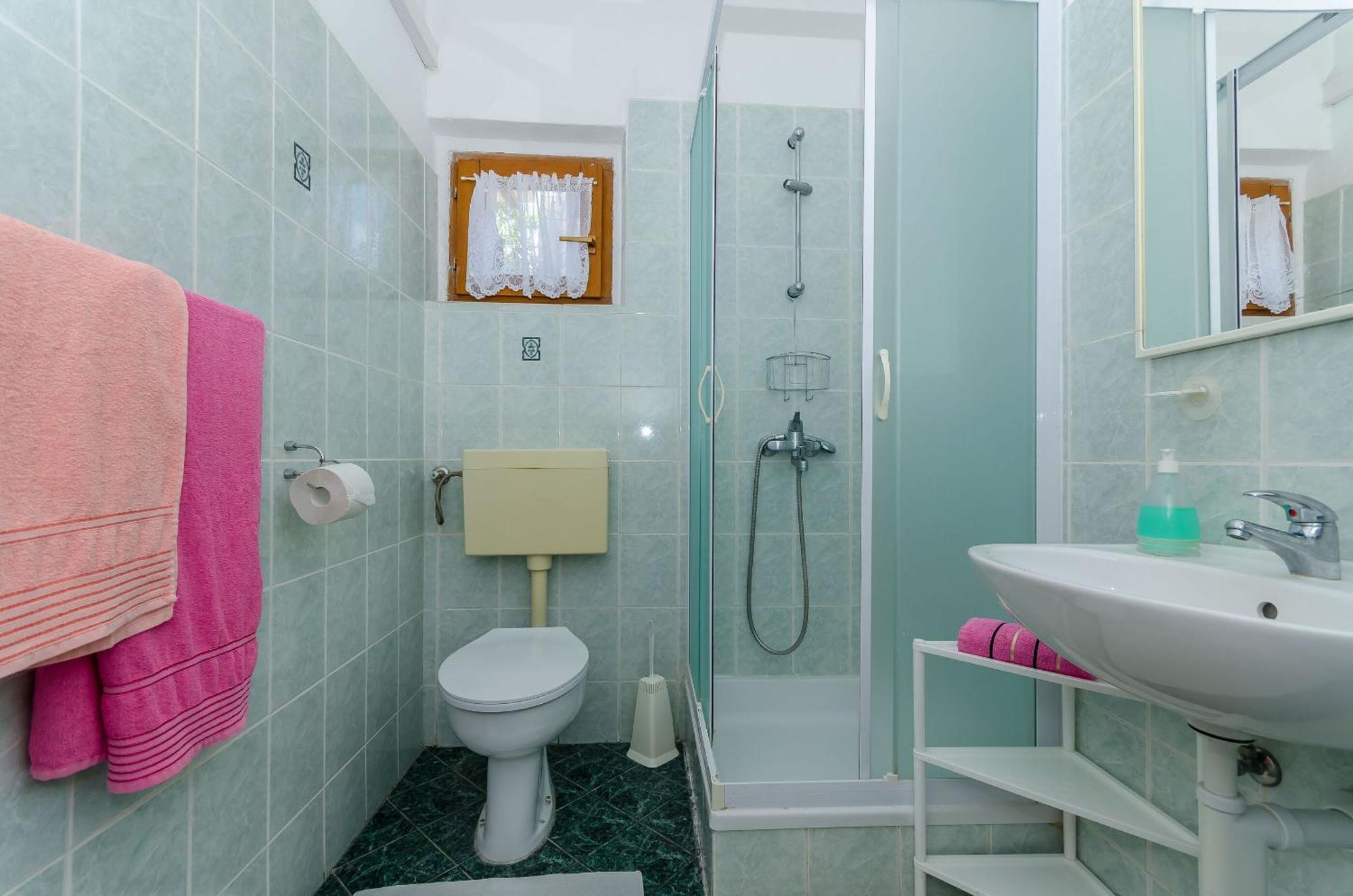 Apartments Jakov Jelsa  Extérieur photo